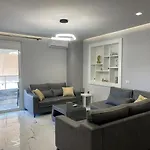 Avi Sarandë