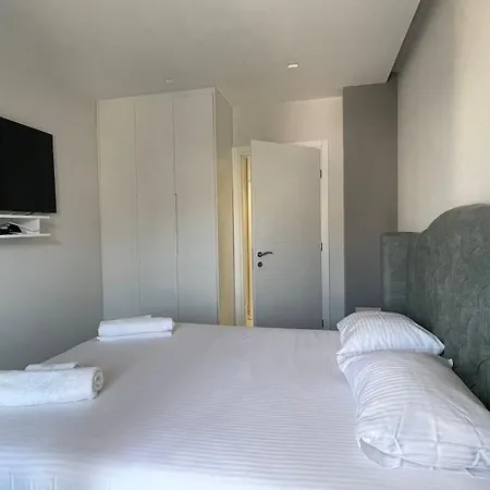 Apartment Avi Sarande