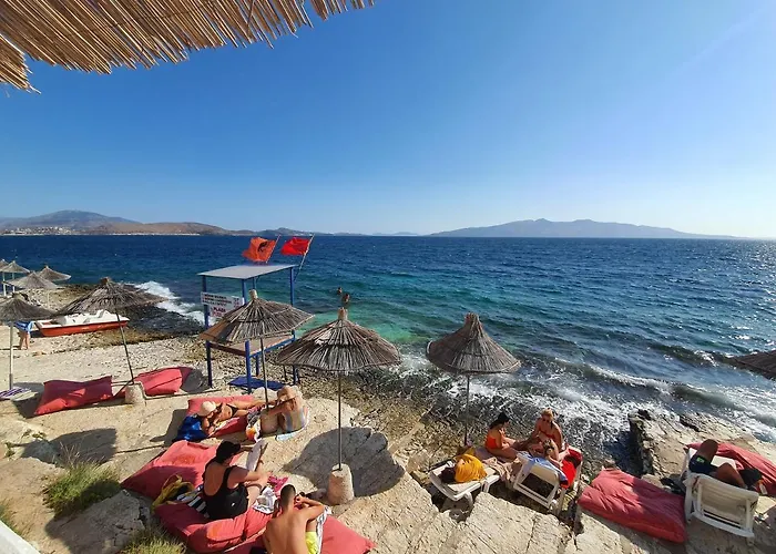 公寓 Avi Sarandë